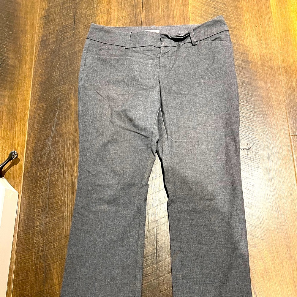 Merona Size 6 Modern Fit Gray Dress Pant